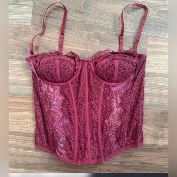 Urban Outfitters Tops - Urban Outfitters Burgundy Lace Crop Top
